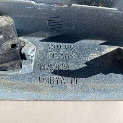 VOLVO S40 Arka Bagaj Açma Butonu 30753024