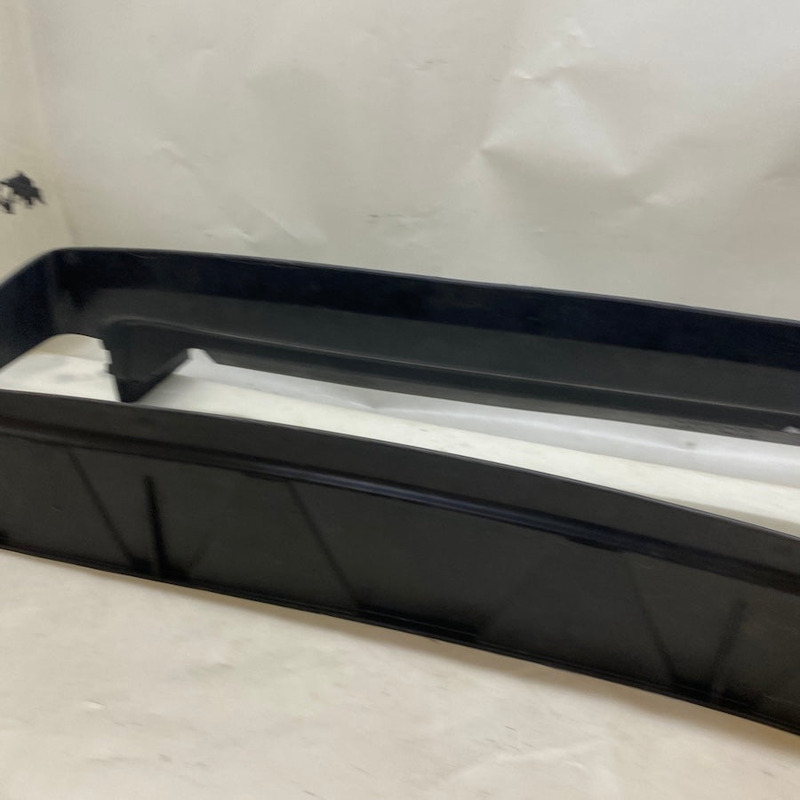 Volvo 31283503 intercooler hava yönlendirici – sağlam ve orijinal çıkma parça