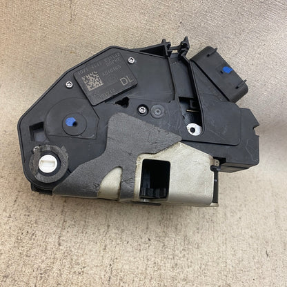 VOLVO S60 Arka kapı kilidi 31301742
