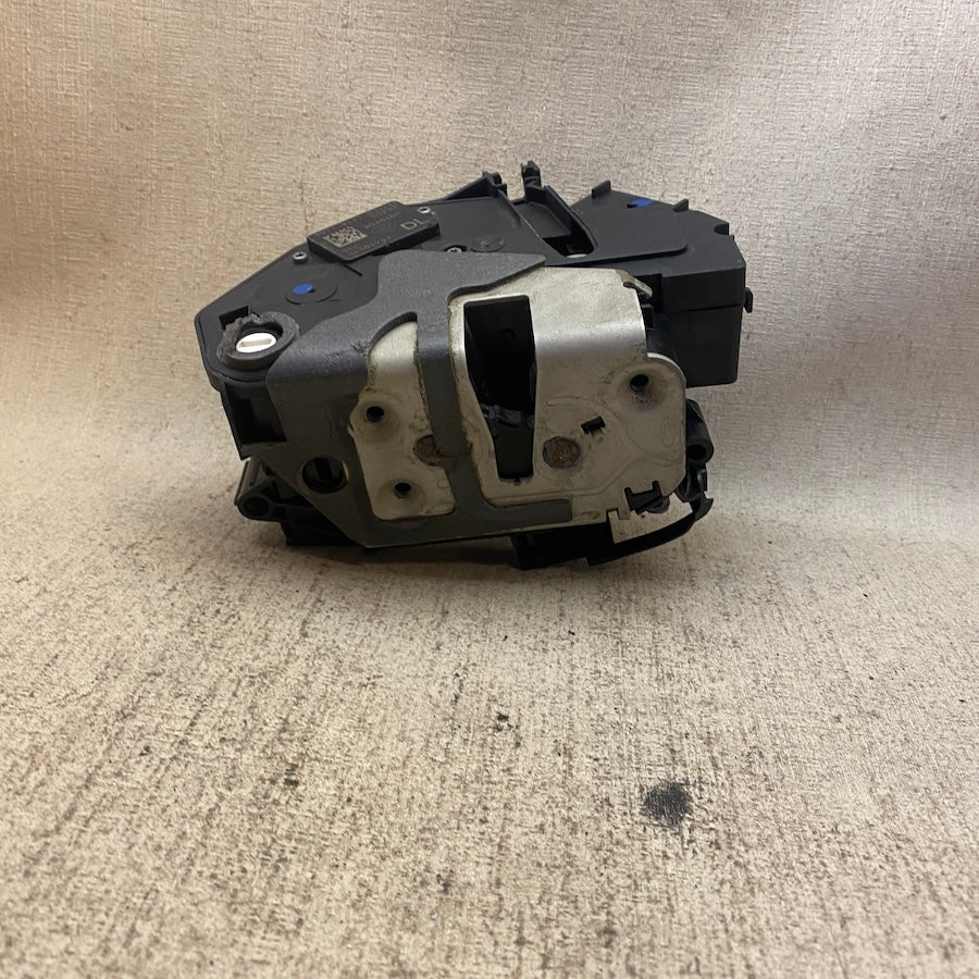 VOLVO S60 Arka kapı kilidi 31301742
