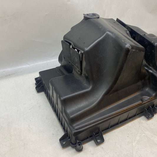 VOLVO S60 Hava Filtre Kutusu Alt Kapağı 70367315 11-18