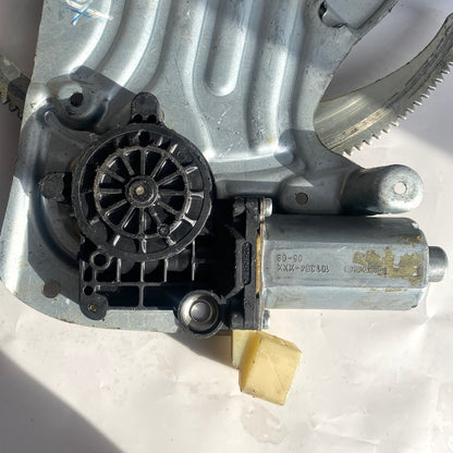 VOLVO S60 Ön Cam Kriko ve Motoru 101354-xxx/30762639