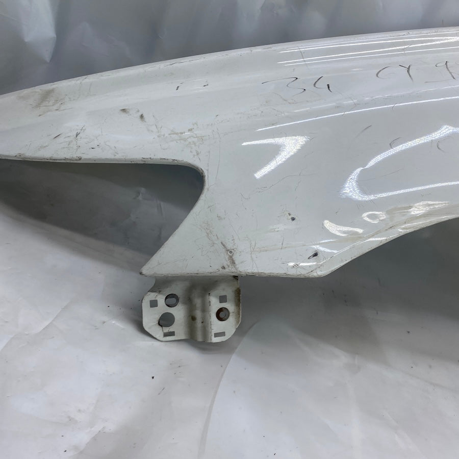 VOLVO S40 Ön Çamurluk 30745127/30745126 Orijinal Çıkma 2006-2012