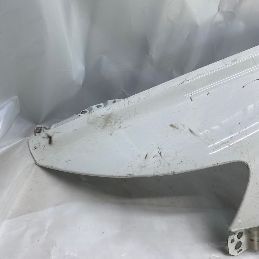 VOLVO S40 Ön Çamurluk 30745127/30745126 Orijinal Çıkma 2006-2012