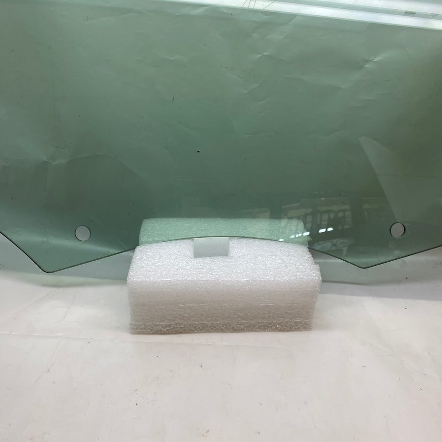 VOLVO S60 Ön Sağ Kapı Camı 43R-001106