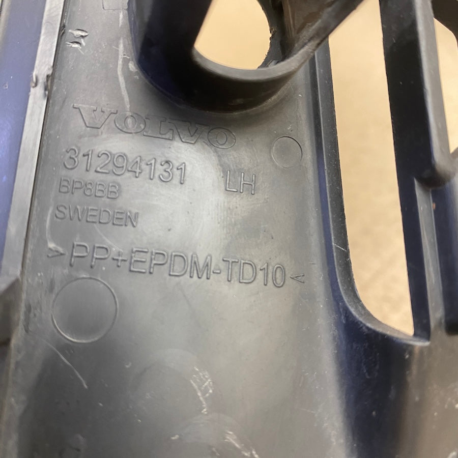 VOLVO S60 Sis Far Kapağı Sensör Yuvalı 31294131
