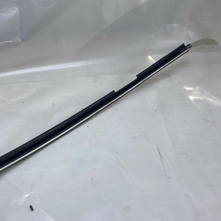 VOLVO S60 Tavan Oluk Çıtası Sağ 39992627 Orijinal Çıkma 2005-2010