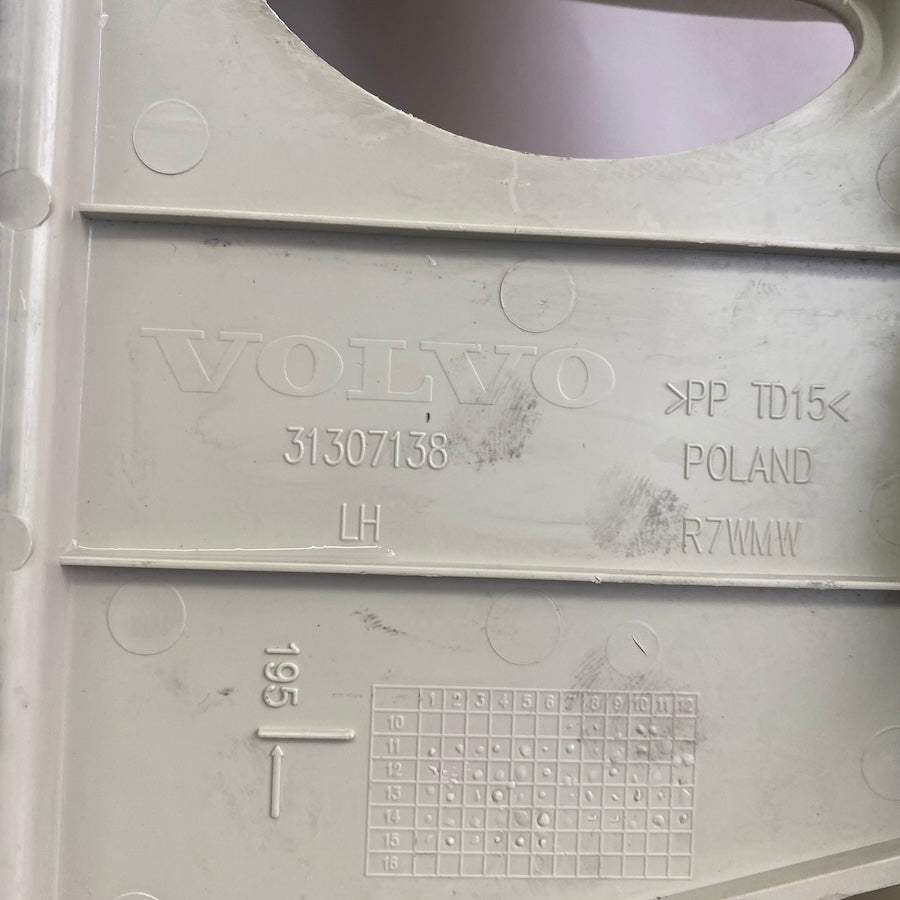 VOLVO S60 V60 Sol B Sutun Döşeme Paneli 39802483 31307138
