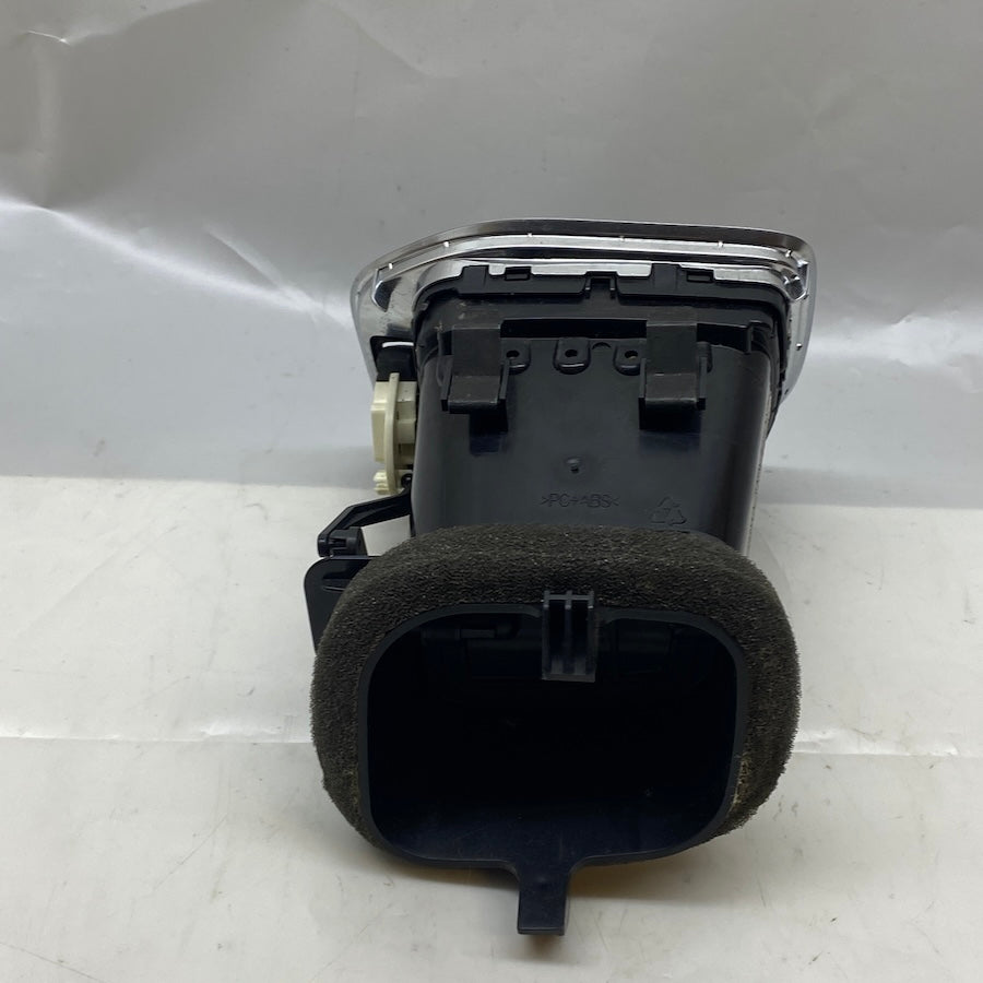 VOLVO S60/V60 Hava Üfleme Menfezi Sol 30791697