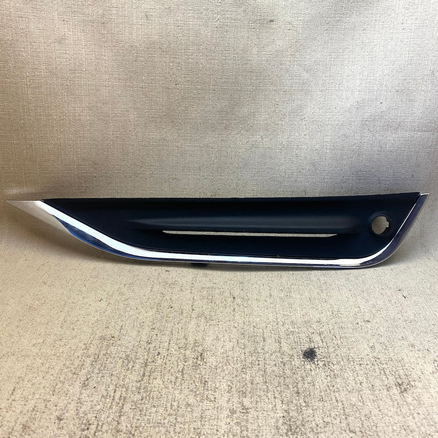 VOLVO S60/V60 Sis Far Kapağı Sensör Yuvalı Nikelajlı 31365406