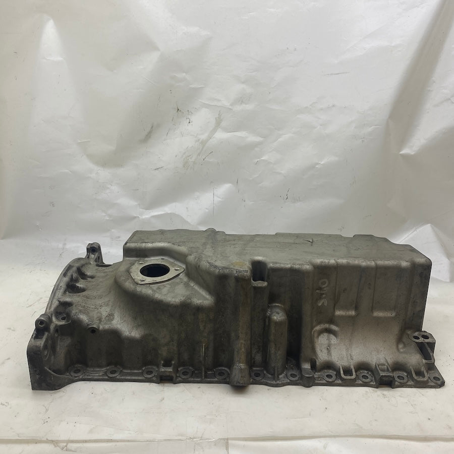 VOLVO S60/XC60/V70/V60/S80 D5 2,4 Motor Yağ Karteri