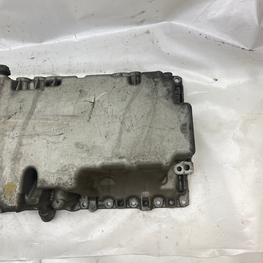 VOLVO S60/XC60/V70/V60/S80 D5 2,4 Motor Yağ Karteri