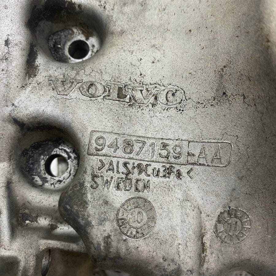 VOLVO S60/XC60/V70/V60/S80 D5 2,4 Motor Yağ Karteri