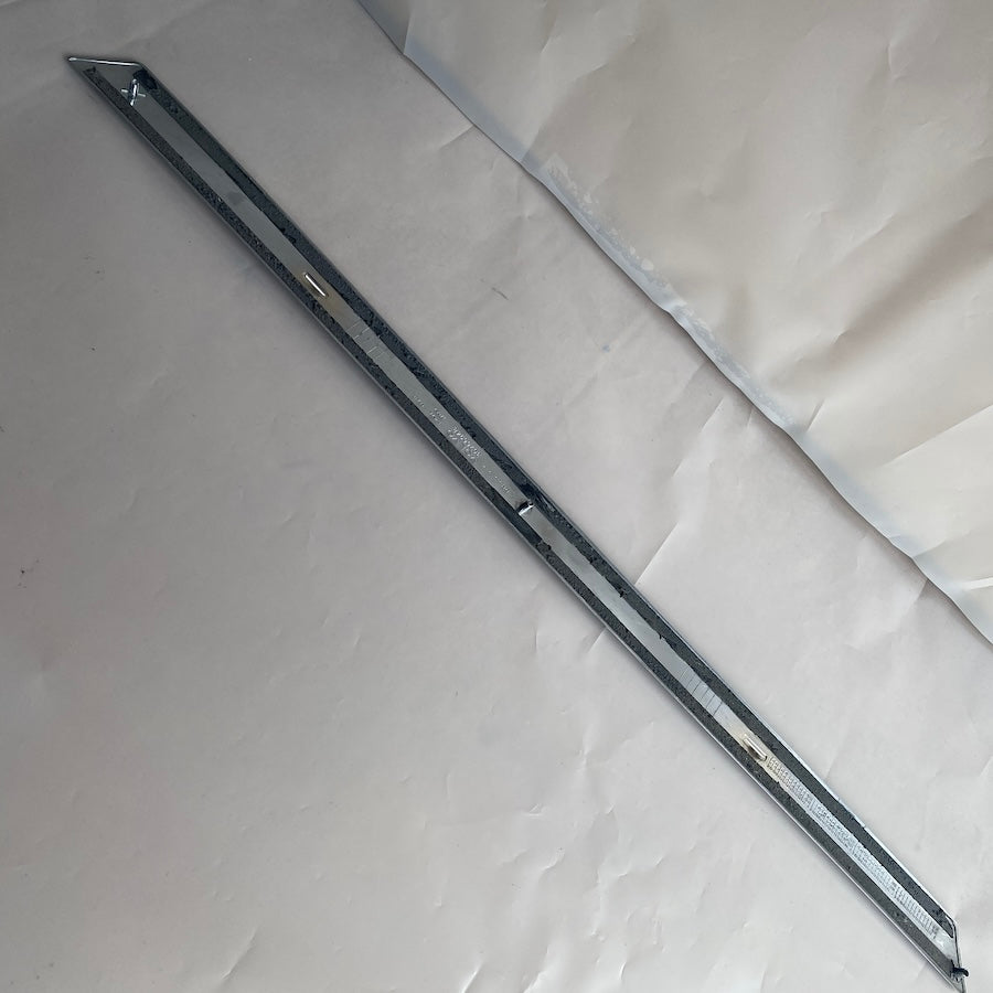 VOLVO S80 Arka Sağ Kapı Alt Nikelajı 30766948