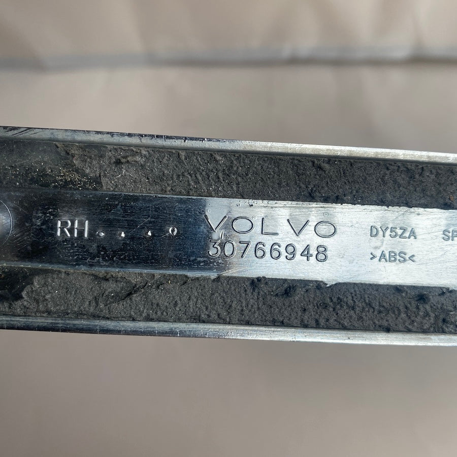 VOLVO S80 Arka Sağ Kapı Alt Nikelajı 30766948