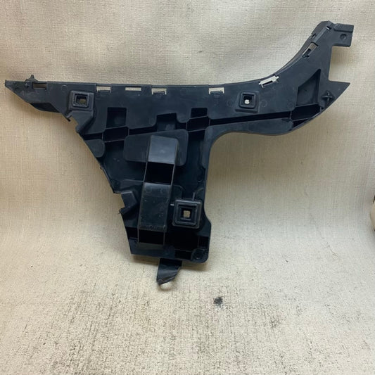 VOLVO S80 Arka Tampon Braketi 31213294