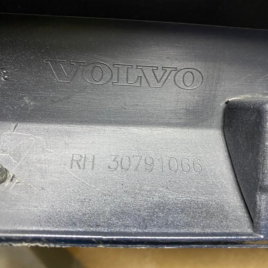 VOLVO S80 SEDAN Kapı Çıtası 30791067/30791066