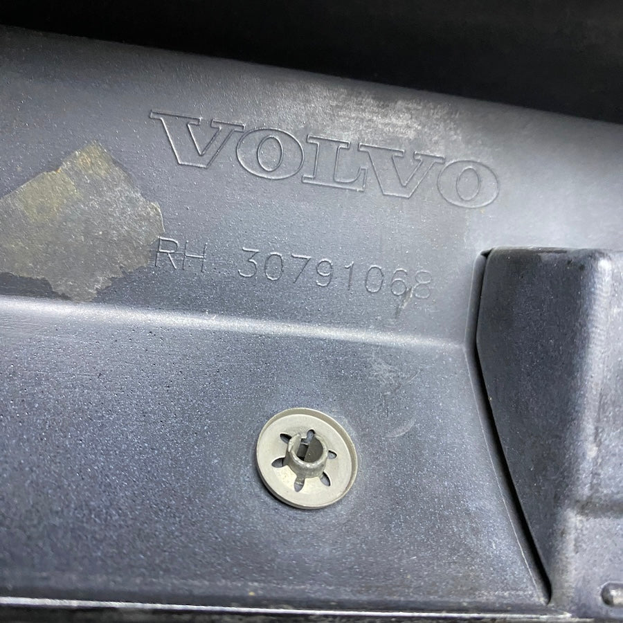 VOLVO S80 SEDAN Kapı Çıtası 30791067/30791066
