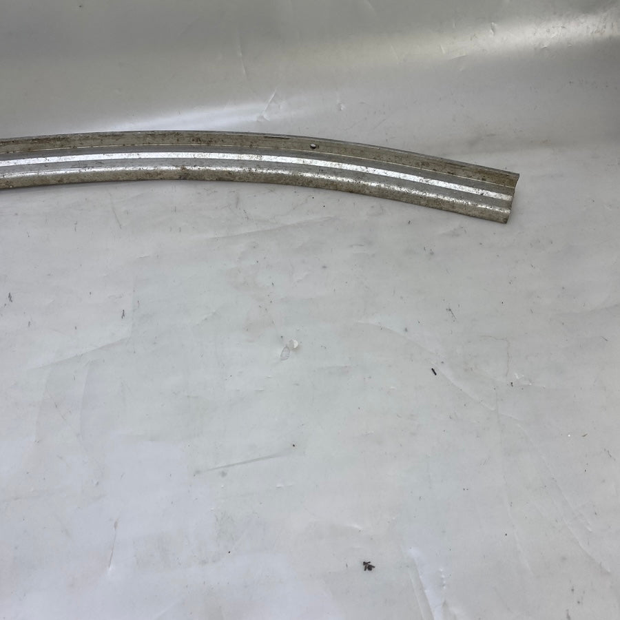 Orijinal çıkma Volvo S80 tampon alt destek demiri – 2007-2015 arası modeller için.