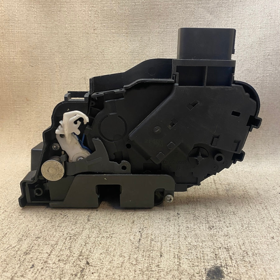 VOLVO S80/V40/C30/C70 Ön Kapı Kilidi 30799309/30753658