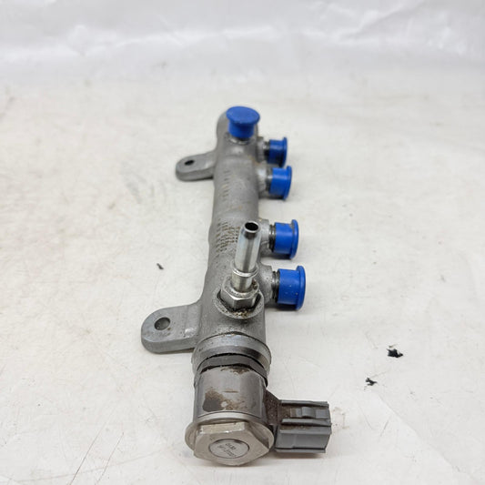 Volvo Enjektör Kütüğü S90 XC90 B5 31432834 21-23 En Uygun Oto Parça