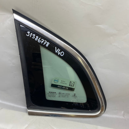 VOLVO V40 Arka Sol Kelebek Camı 31386778