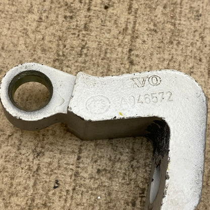 VOLVO V40 Kapı Menteşe Karşılığı 31352688 DE