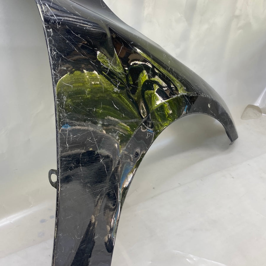 VOLVO V40 Ön Çamurluk 31301261 Orijinal Çıkma 2013-2018