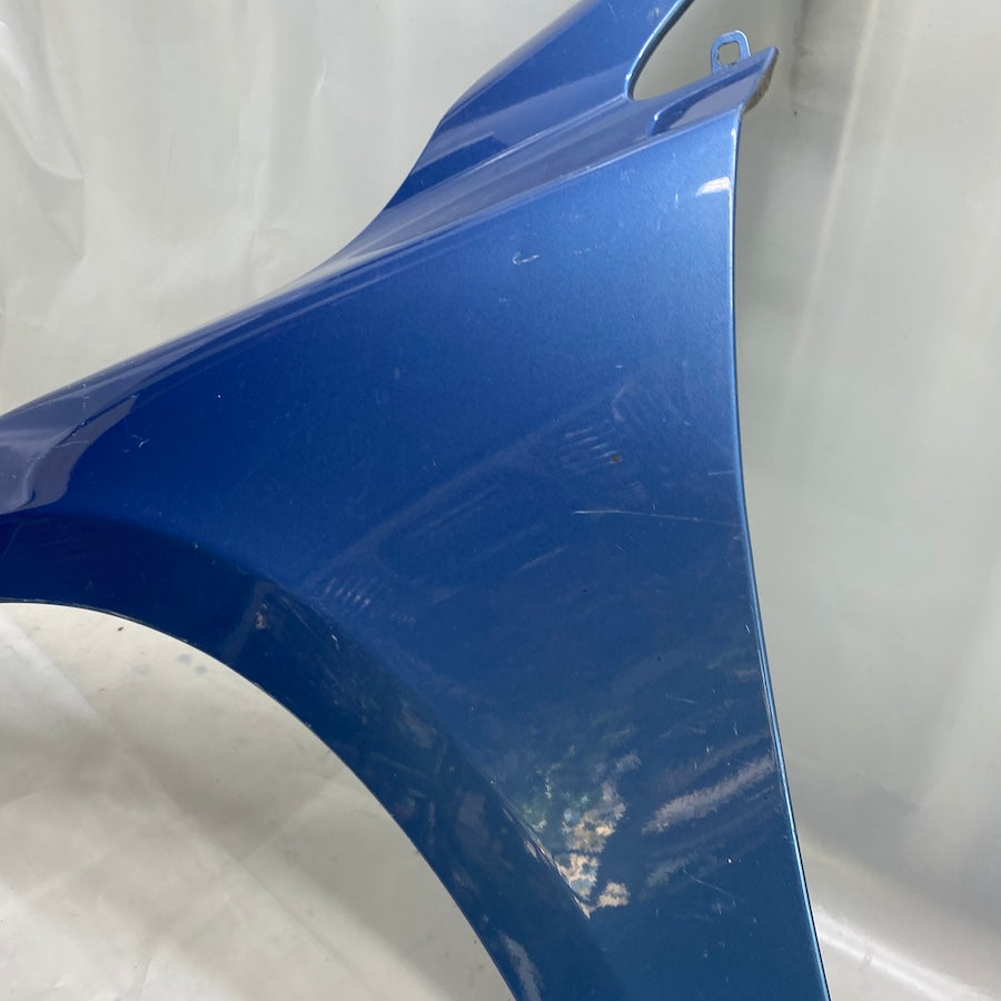 VOLVO V40 Ön Çamurluk 31301261 Orijinal Çıkma 2013-2018