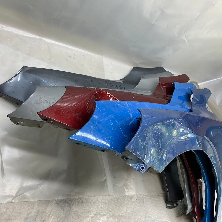 VOLVO V40 Ön Çamurluk 31301261 Orijinal Çıkma 2013-2018