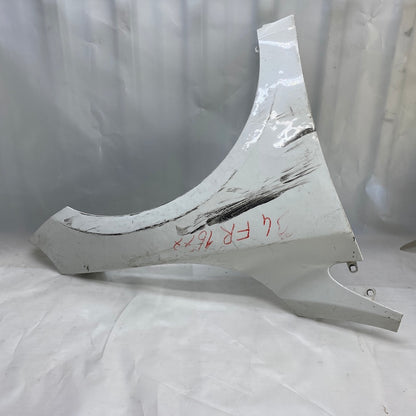 VOLVO V40 Ön Çamurluk 31301261 Orijinal Çıkma 2013-2018