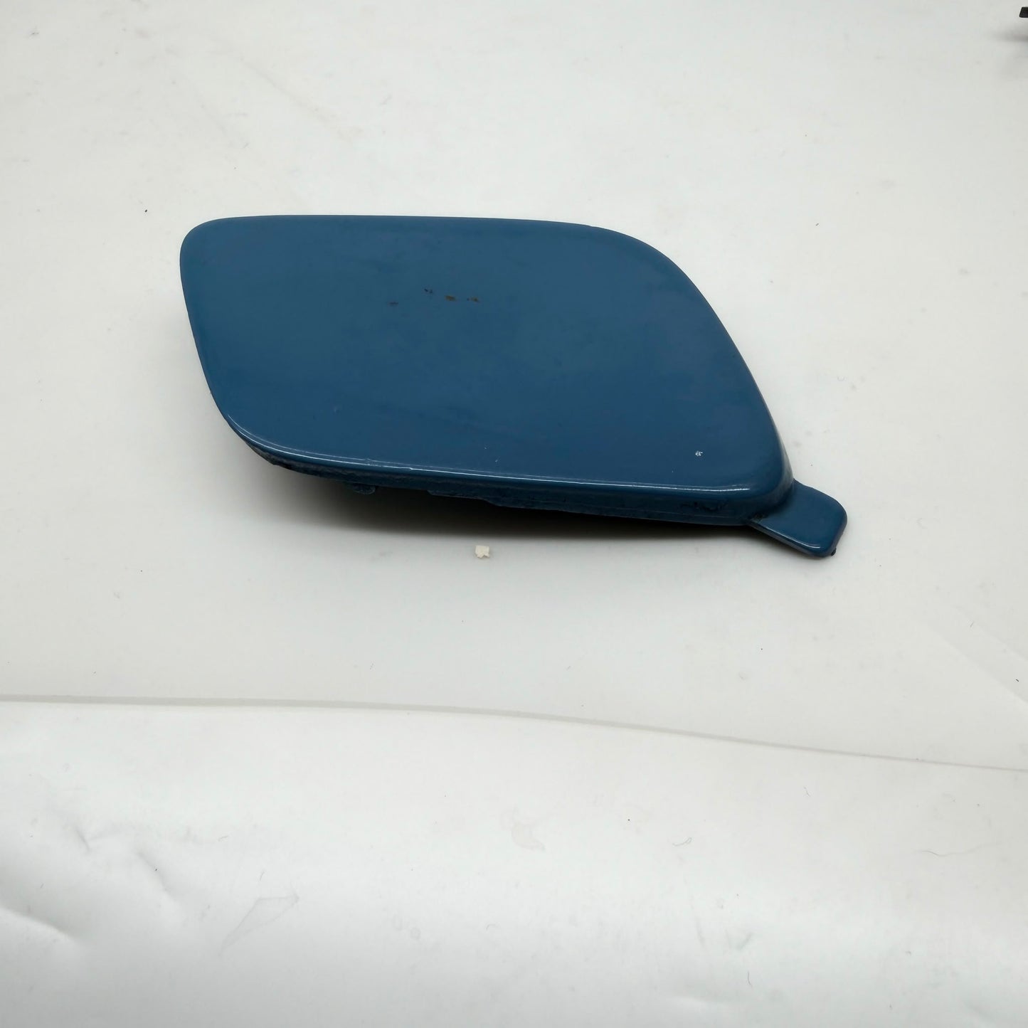 VOLVO V40 Ön Çeki Demir Kapağı 39814160 31347086 31425399 En Uygun Oto Parça