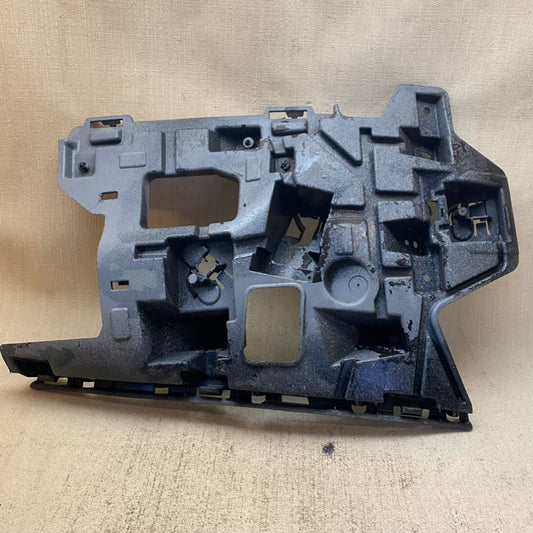 VOLVO V40 Ön Tampon Montaj Braketi 31283741
