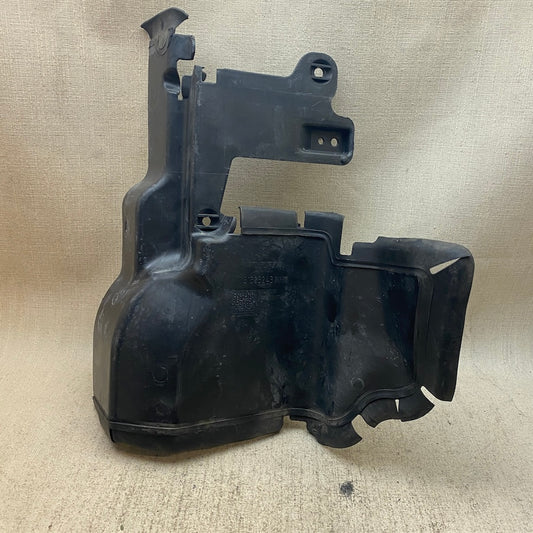 VOLVO V70 Rayatör Hava Deflektörü 31323243