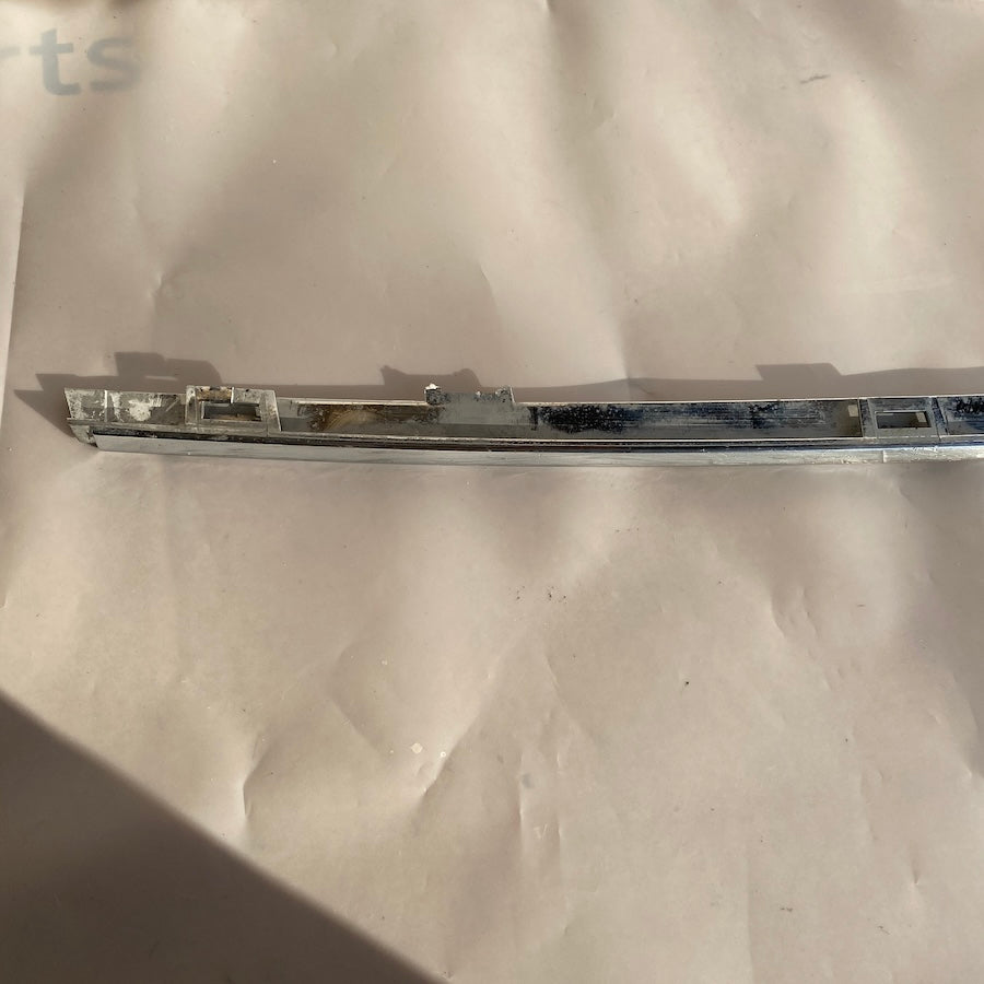 VOLVO V90/S90 Ön Tampon Alt Nikelajı 31435497