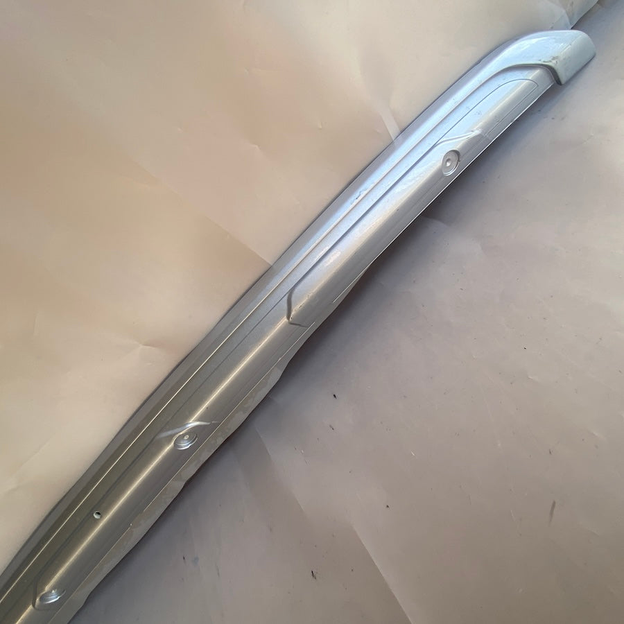 VOLVO XC40 Arka Tampon Çıtası 31330392