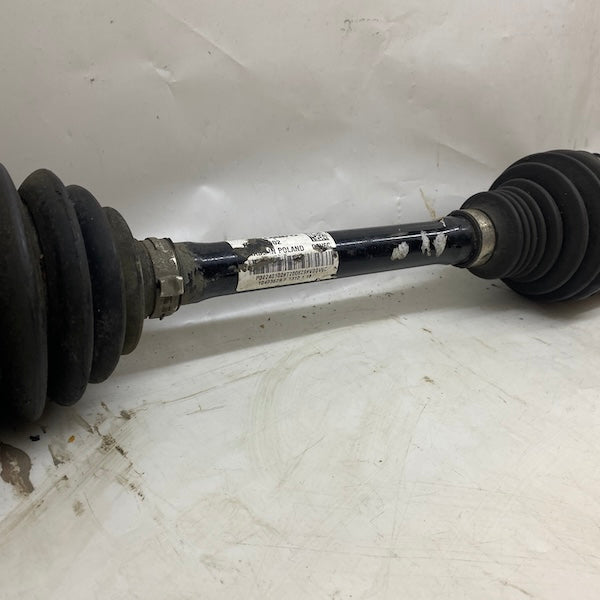 VOLVO XC40 T3 Ön Sağ Aks 32240102 2016-2022