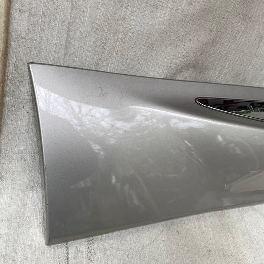 VOLVO XC60 Arka Kapı Çıtası 39846136