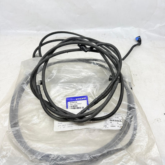 Volvo XC60 Far Yıkama Suyu Hortumu 30784726 En Uygun Oto Parça