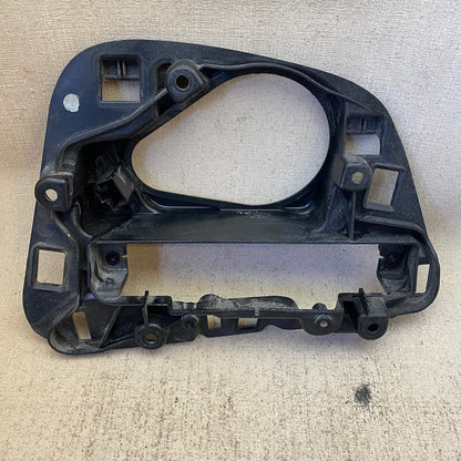 VOLVO XC60 Hoparlör Montaj Braketi 30781190