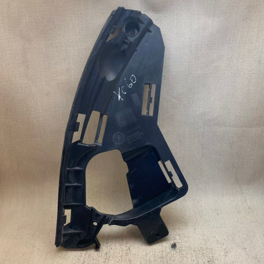 VOLVO XC60 Ön Tampon Braket 31383885/31383886