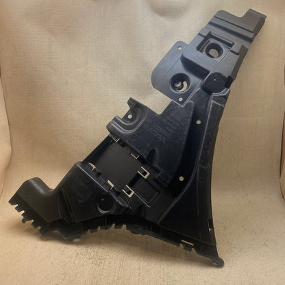 VOLVO XC60 Sol Arka Çamurluk Ağız Braketi 31425225