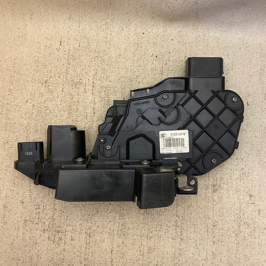VOLVO XC70/XC60/S40/C30 Ön Kapı Kilidi 31253678/31253677