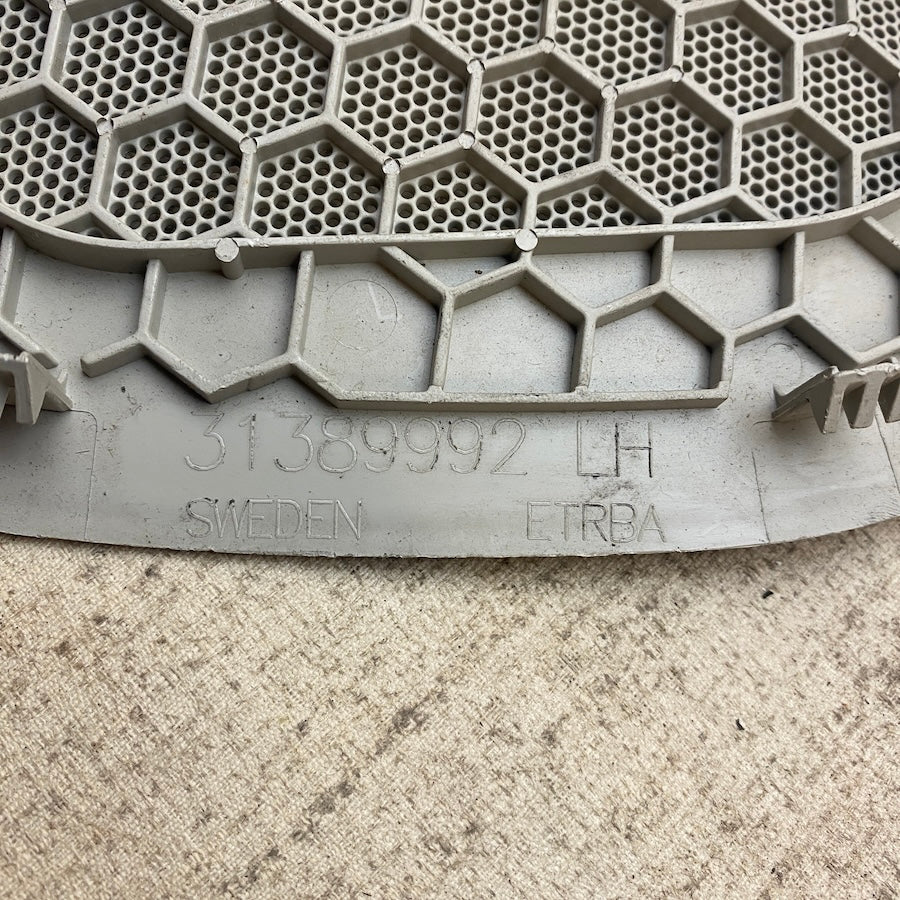 VOLVO XC90 Arka Kapı Hoparlör Kapağı 31389992/31389993