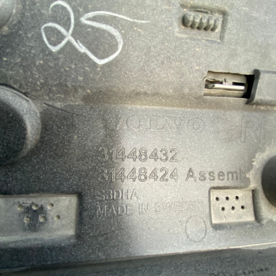 VOLVO XC90 Kapı Çıtası Nikelajlı 31448431/31448432