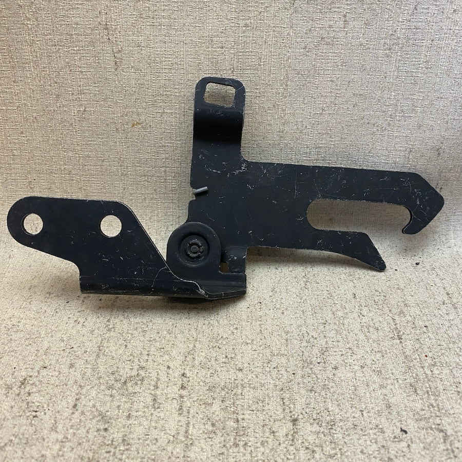 VOLVO XC90 Kaput Emniyet Mandalı 30763562