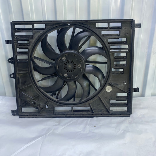VOLVO XC90 Motor Soğutma Fanı 32222480 Orijinal Çıkma 2015-2024