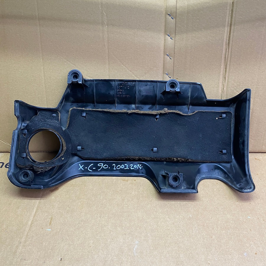 VOLVO XC90 Motor Üst Kapağı 30711412