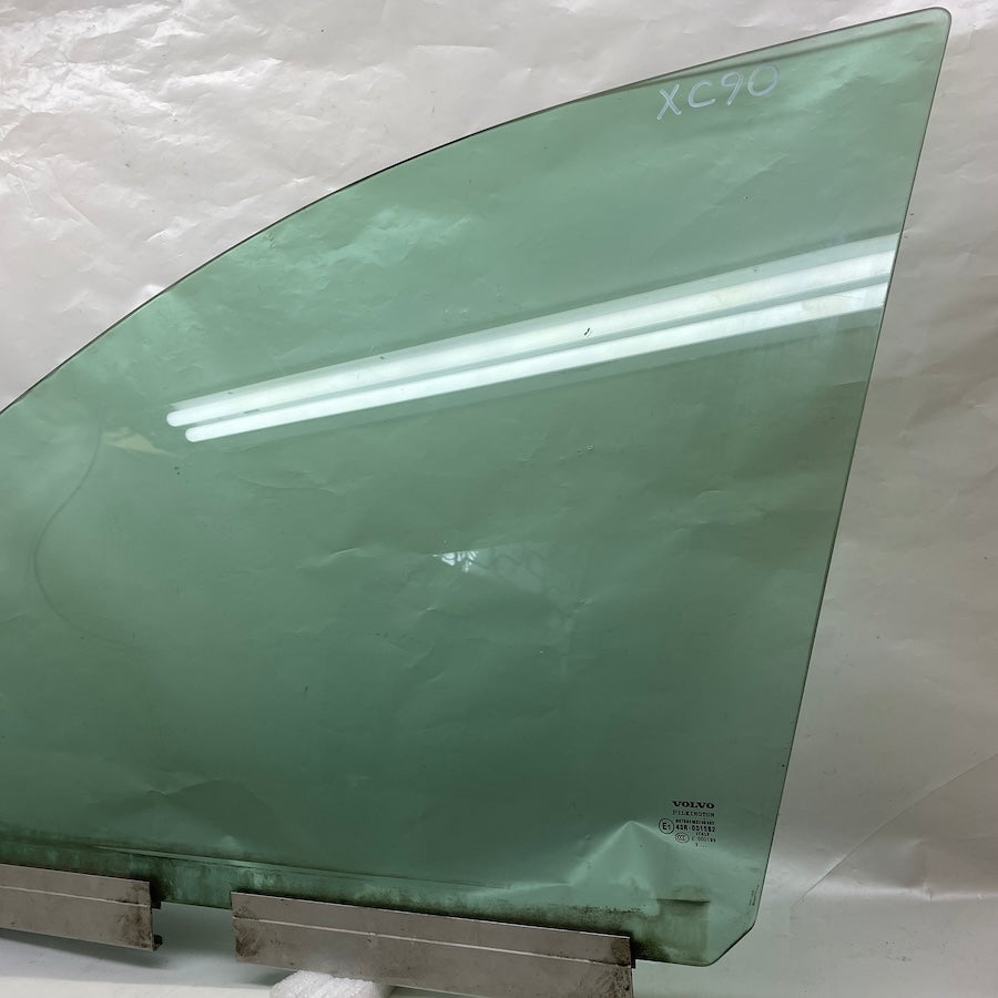 VOLVO XC90 Ön Sol Kapı Camı 43R-001582