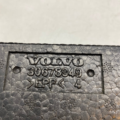 VOLVO XC90 Ön Tampon Darbe Emici Köpük 30678949 Orijinal 2007-2014
